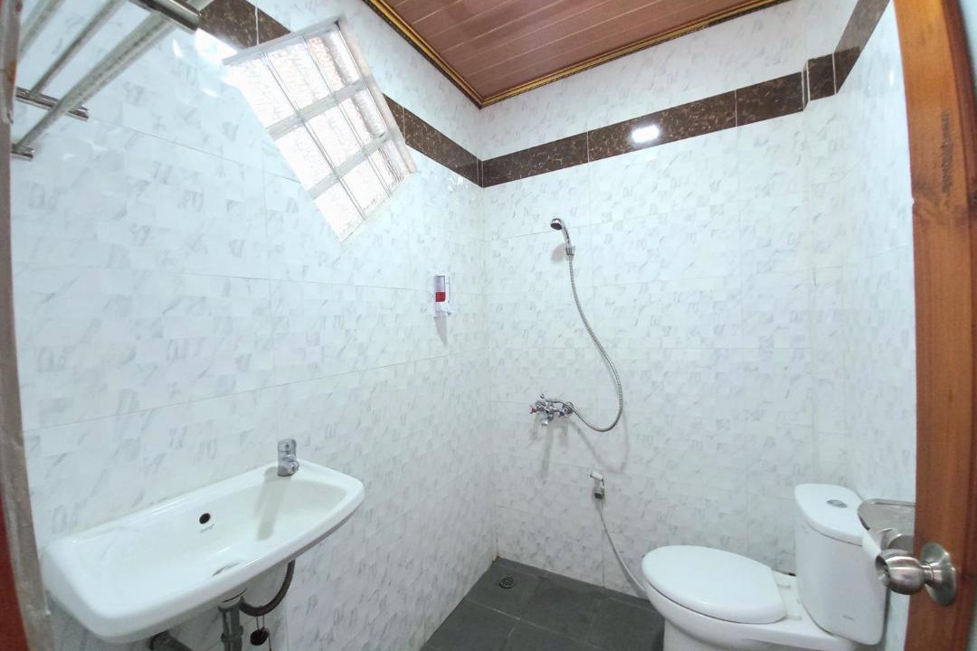 Photo of Bathroom in Temon