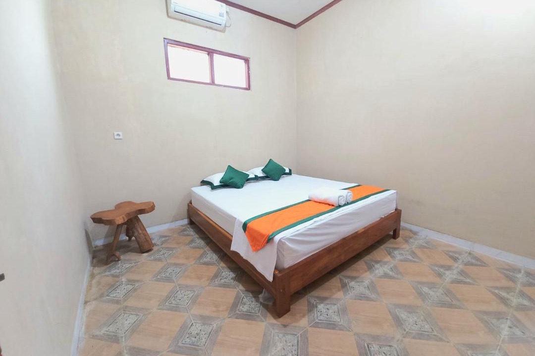 Photo of Bedroom in Temon