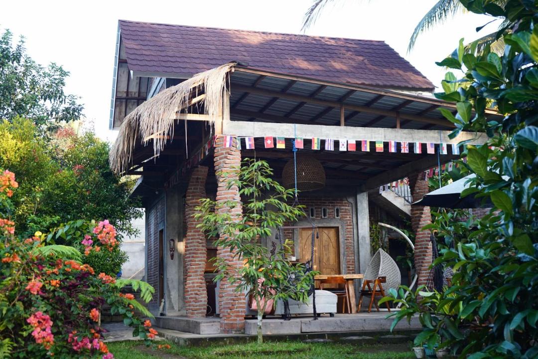 Photo of Others in Tetebatu