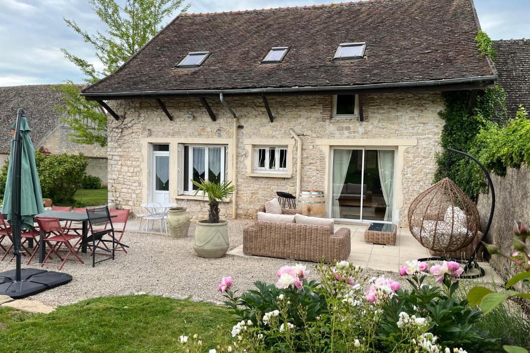 Photo of Others in Alleriot