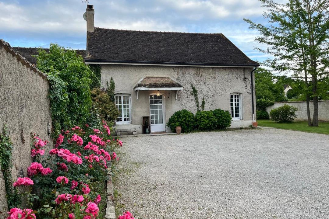 Photo of Others in Alleriot