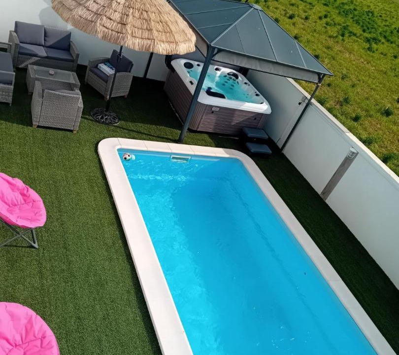 Photo of Others in Aimargues