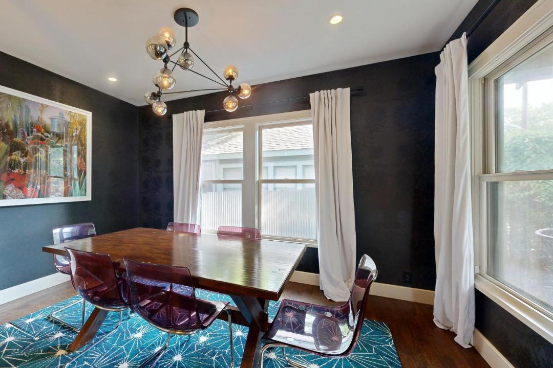 Photo of Livingroom in Bouldin