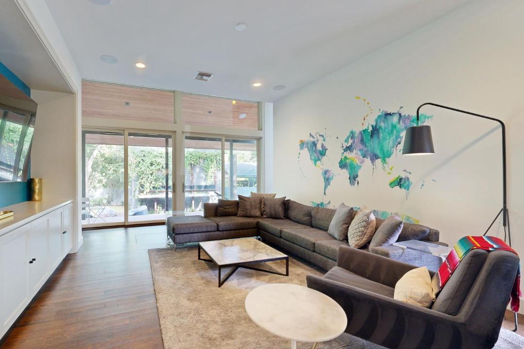 Photo of Livingroom in Bouldin