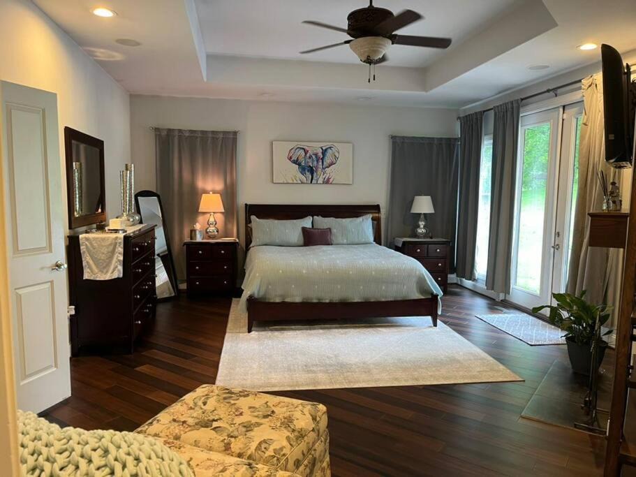 Photo of Bedroom in Columbia