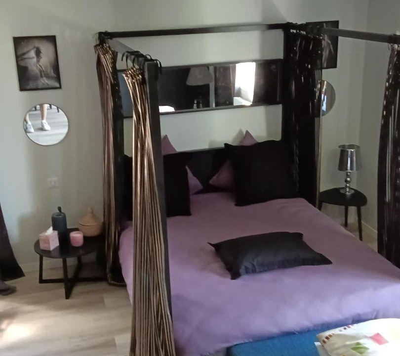 Photo of Bedroom in Saint-Pois