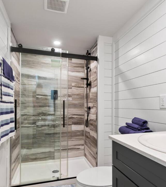 Photo of Bathroom in Russell Springs