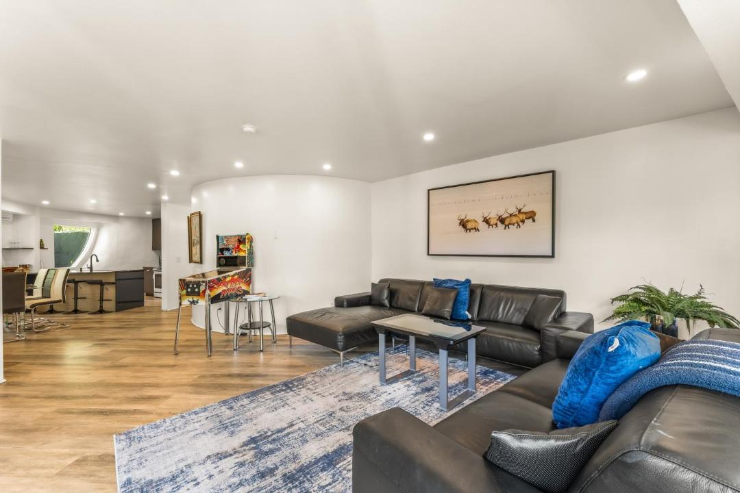 Photo of Livingroom in Intermountain