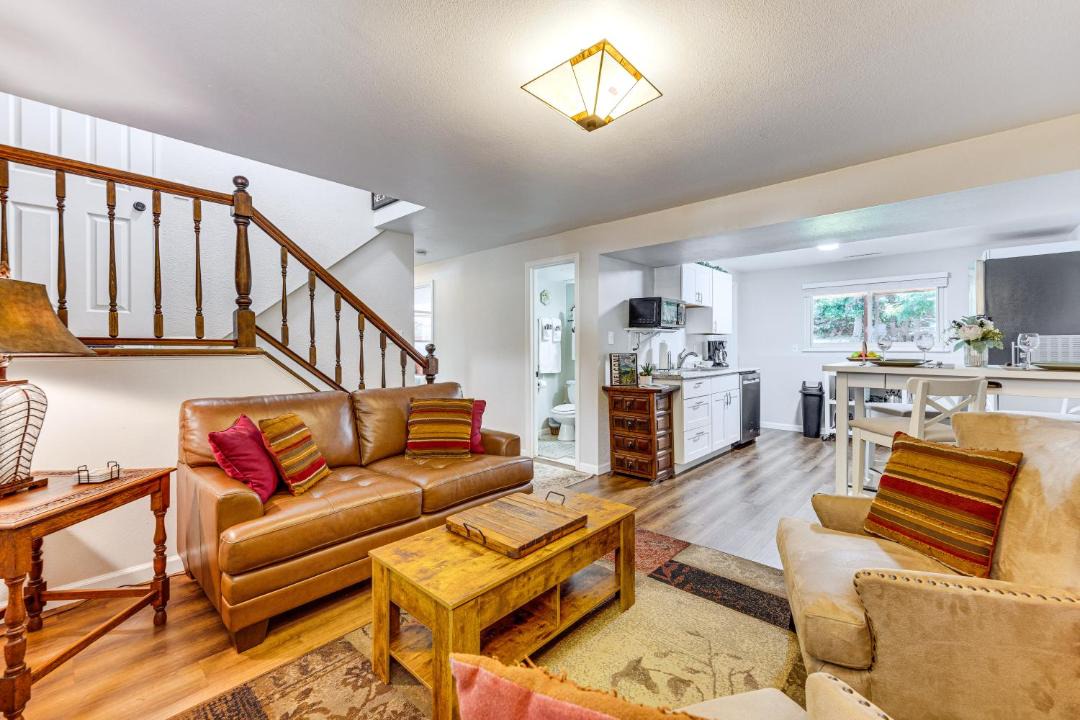 Photo of Livingroom in Northeast Colorado Springs