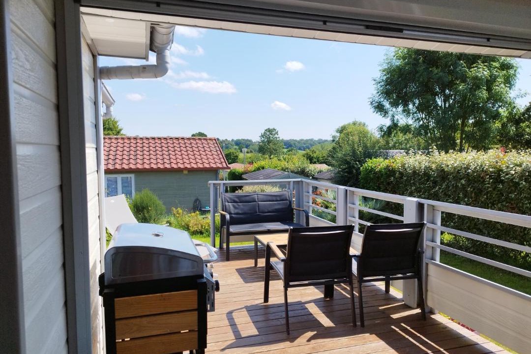 Photo of Patio Balcony in Hudimesnil