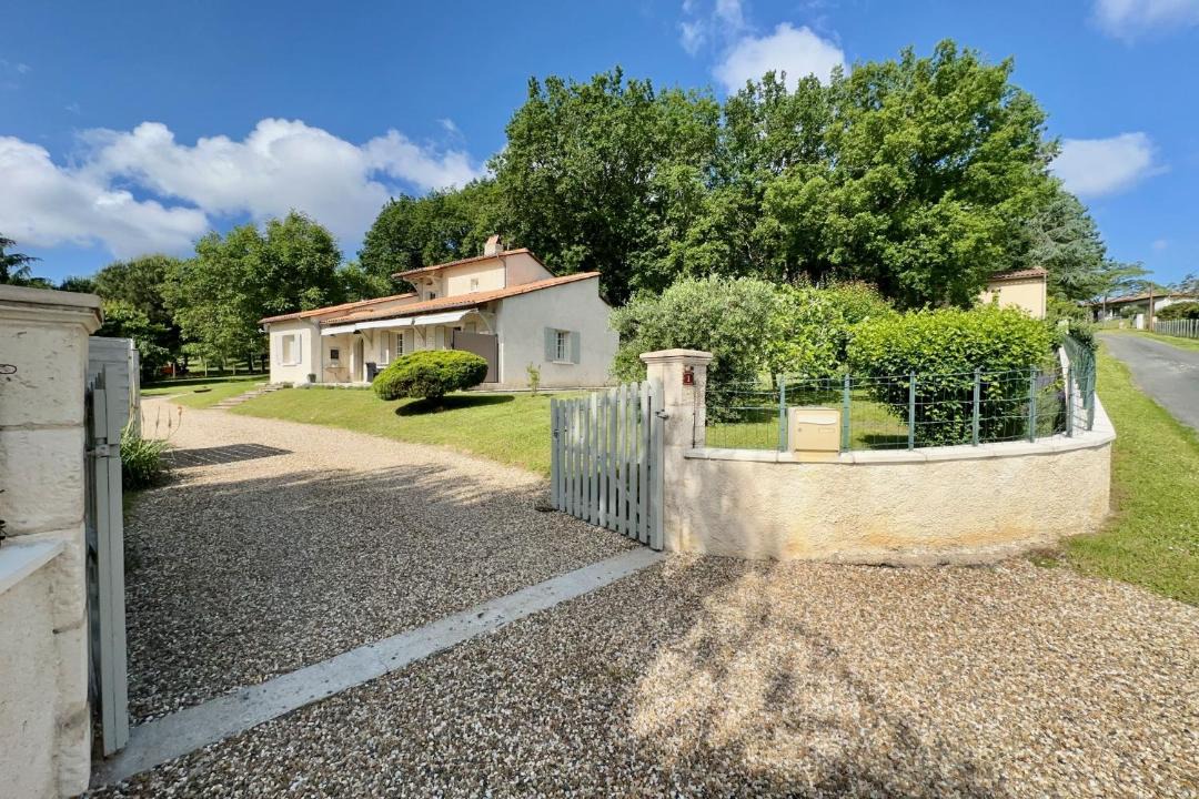 Photo of Others in Douzillac