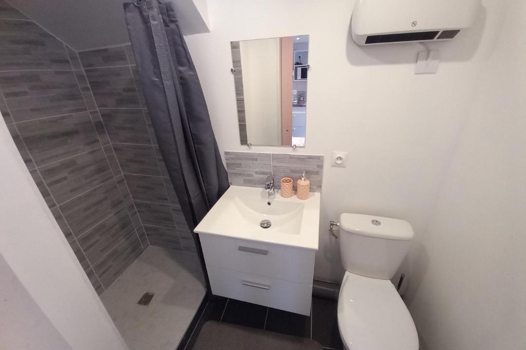 Photo of Bathroom in Limoges