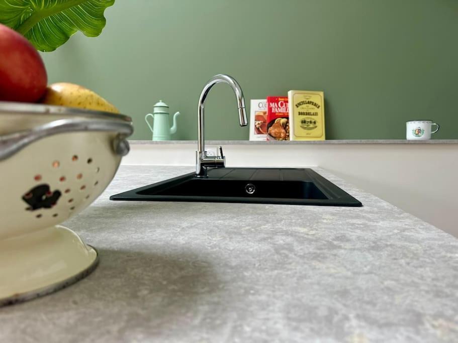Photo of Kitchen in Irodouer
