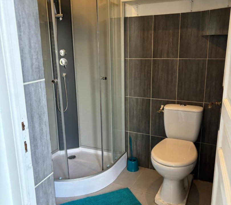 Photo of Bathroom in Amillis