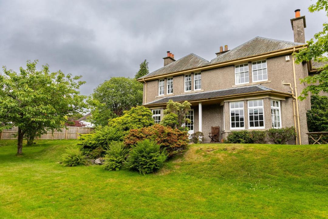 Photo of Buildings in Dalavich