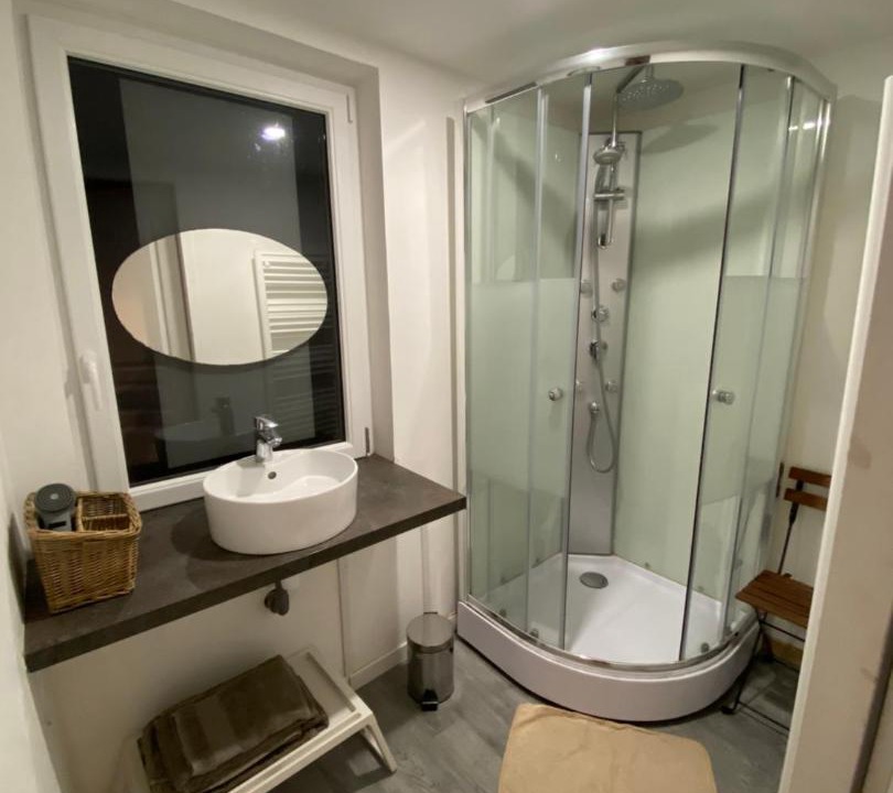 Photo of Bathroom in Therouldeville