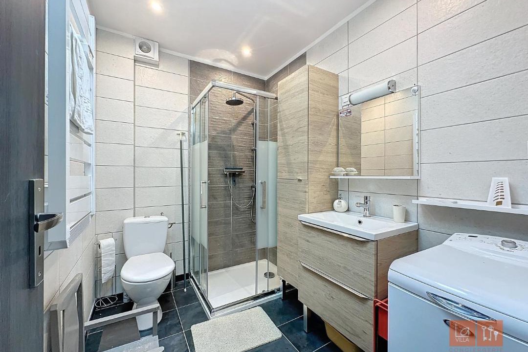 Photo of Bathroom in Wimille