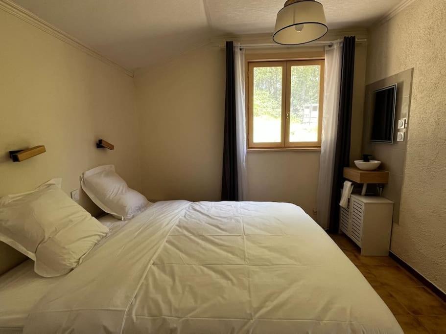 Photo of Bedroom in Agnac
