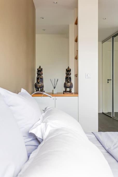 Photo of Bedroom in Saint-Cloud