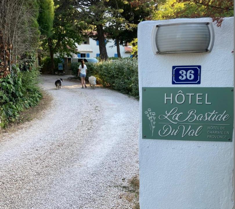 Photo of Others in Le Val