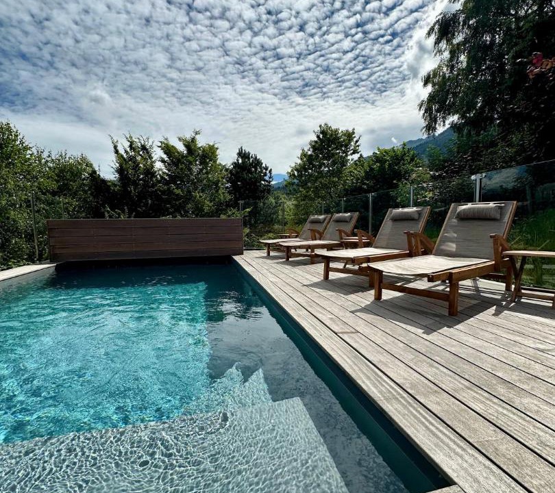 Photo of Others in Cordon