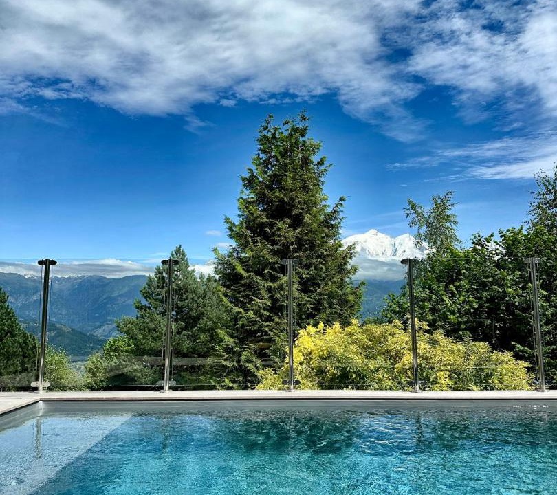 Photo of Others in Cordon