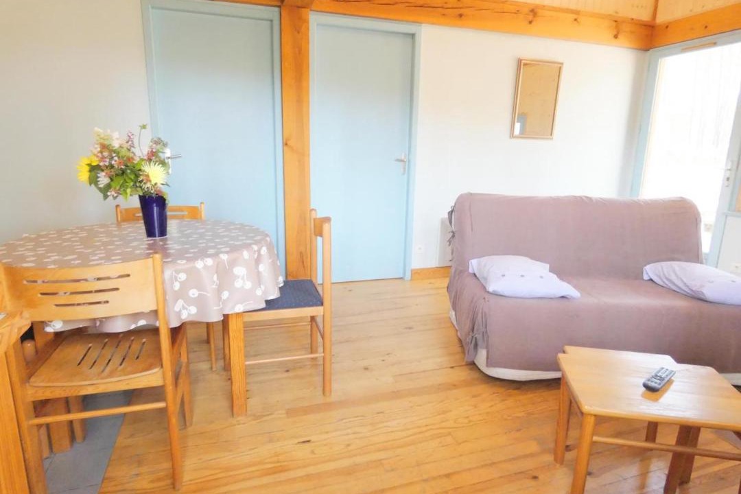 Photo of Others in Callen