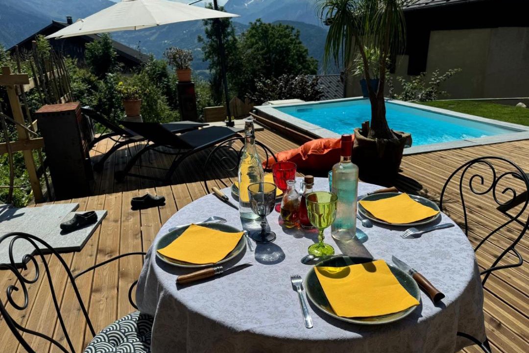 Photo of Others in Navette