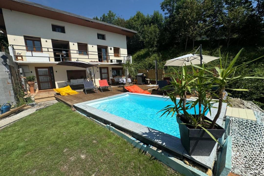 Photo of Others in Navette