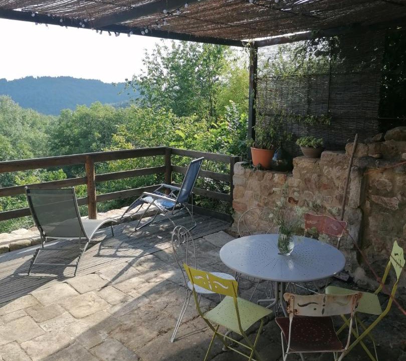 Photo of Patio Balcony in Saint-Etienne-de-Boulogne