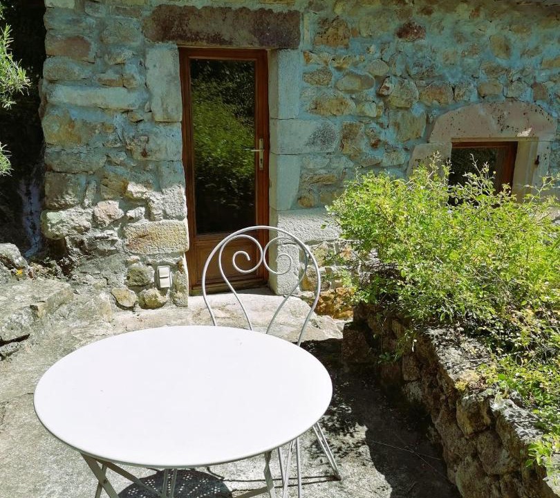 Photo of Patio Balcony in Saint-Etienne-de-Boulogne