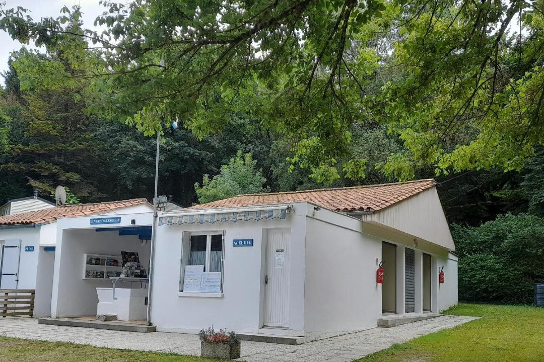 Photo of Others in Archiac