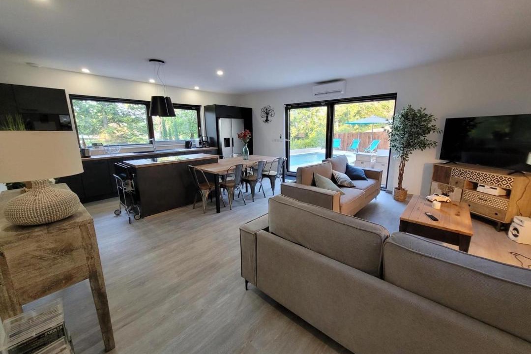 Photo of Livingroom in Saint-Paul-Trois-Chateaux