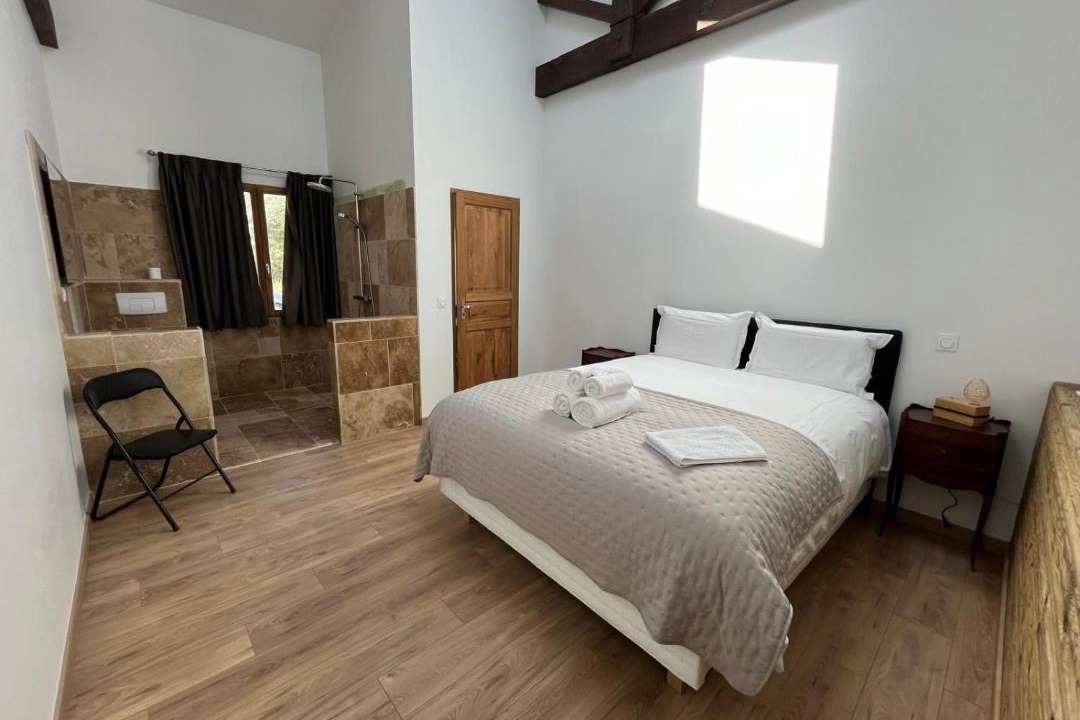 Photo of Bedroom in Saint-Sulpice-et-Cameyrac