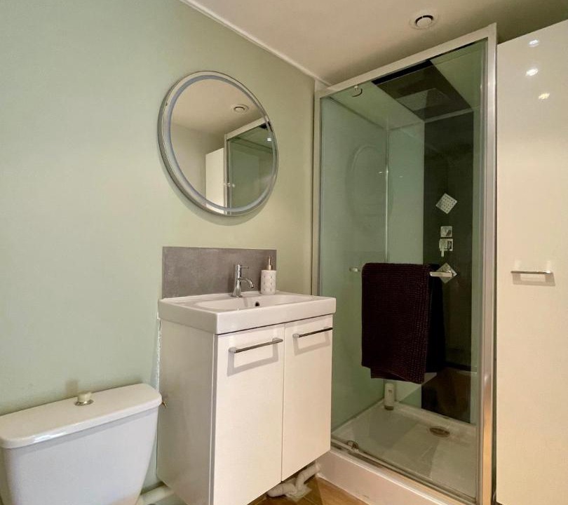 Photo of Bathroom in Phalempin