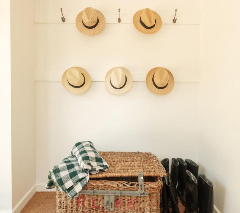 Photo of Others in Pylle