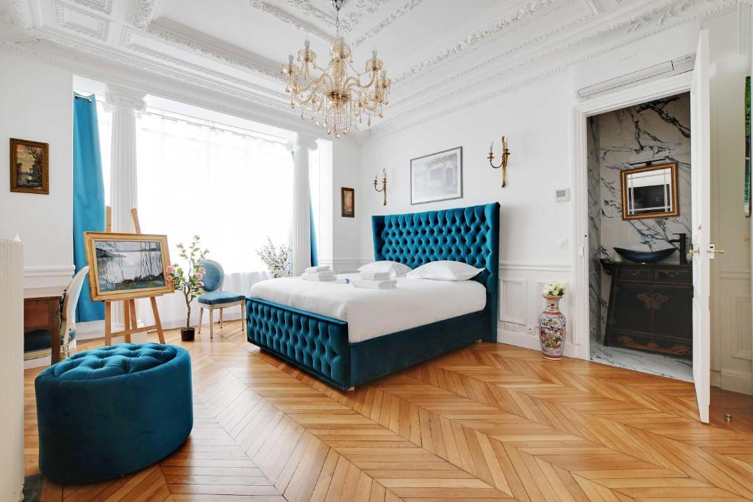Photo of Bedroom in Chaillot