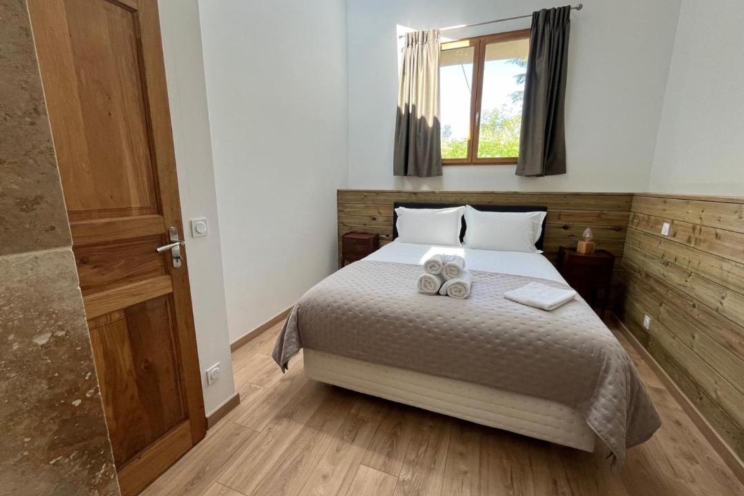 Photo of Bedroom in Saint-Sulpice-et-Cameyrac