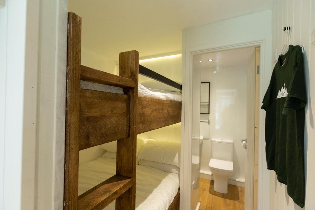 Photo of Others in Ford