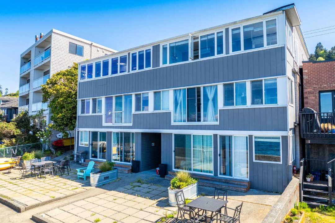 Photo of Others in Alki