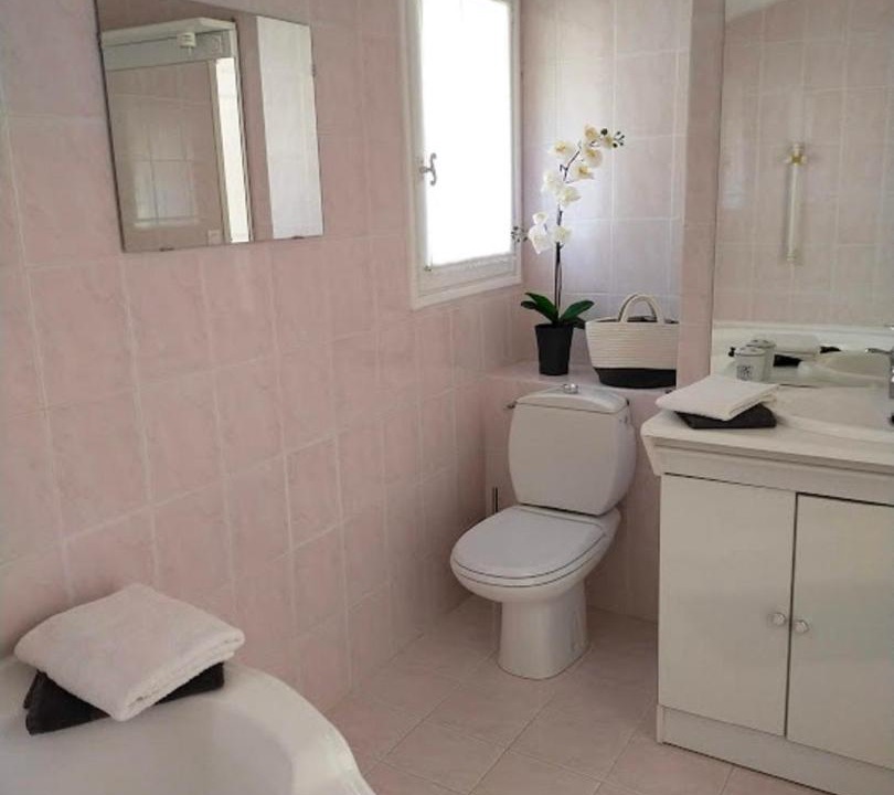 Photo of Bathroom in Sillans-la Cascade