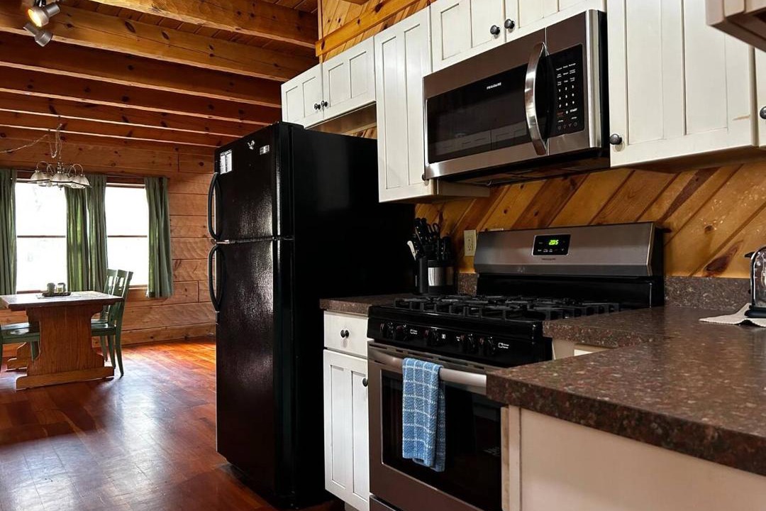 Photo of Kitchen in Alpine Lake