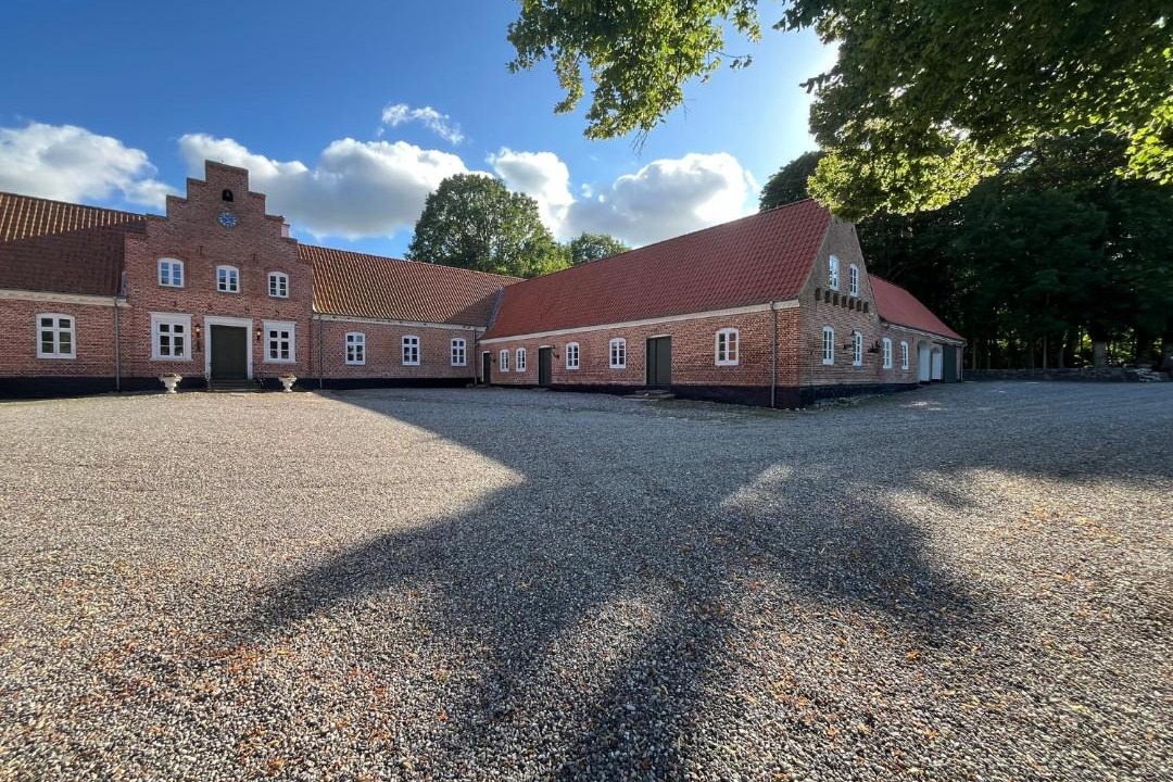 Photo of Buildings in Bælum