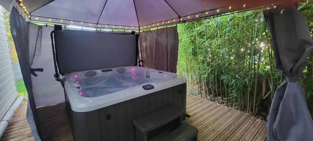 Photo of Patio Balcony in Saint-Martin-de-Valgalgues