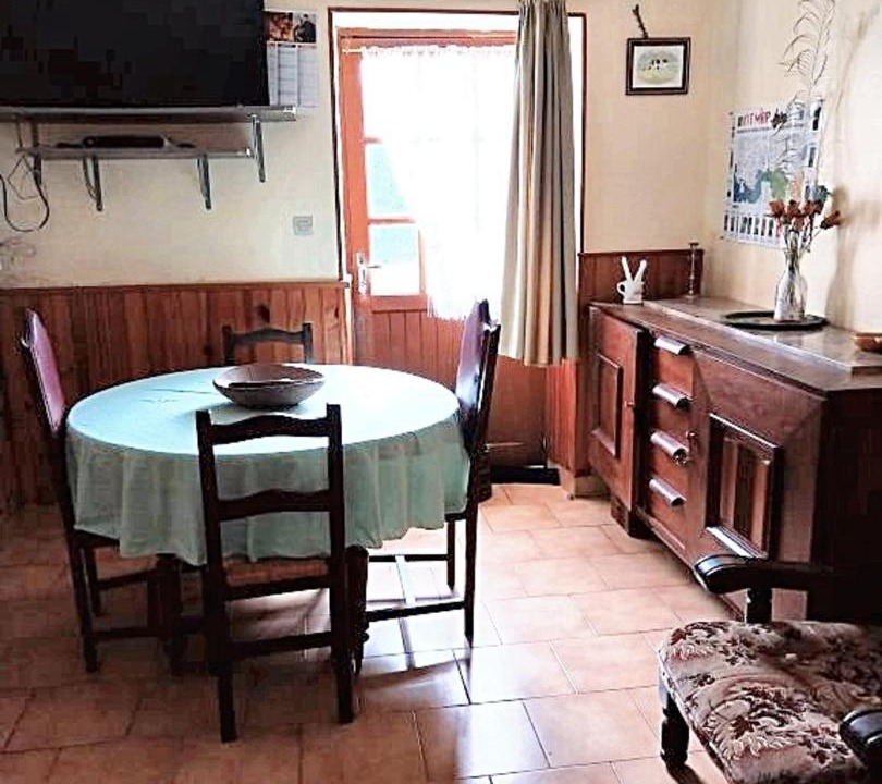 Photo of Livingroom in Gruge-l'Hopital