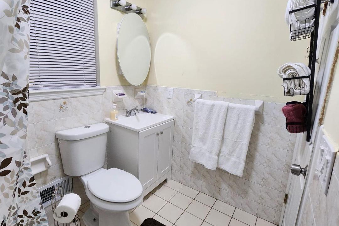 Photo of Bathroom in Ampere