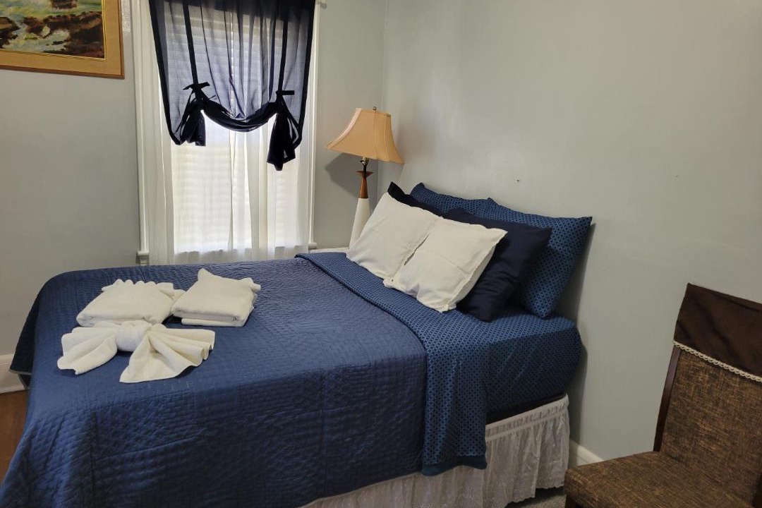 Photo of Bedroom in Roselle