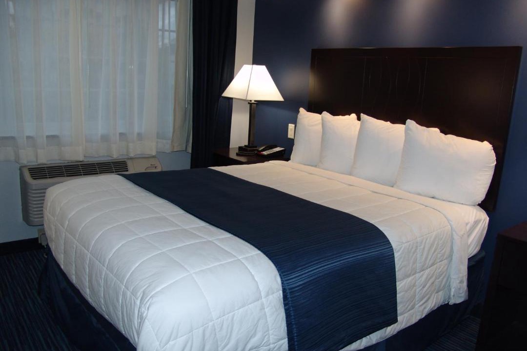 Photo of Others in Downtown Syracuse