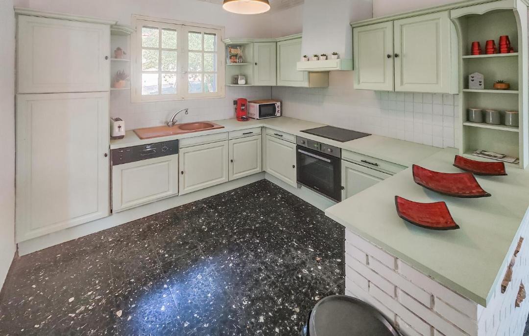 Photo of Kitchen in Roquebrun