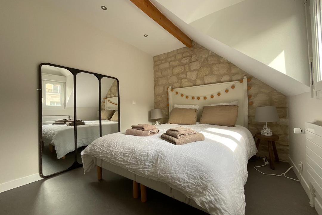 Photo of Bedroom in Maisons-Laffitte